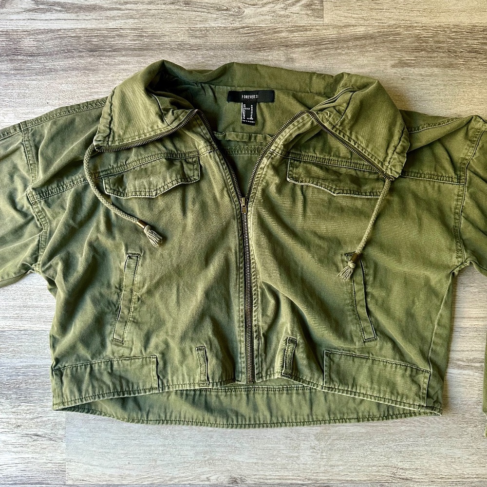 Forever 21 Army green Oversized jacket with zipper and drawstring